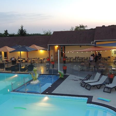 Camping L'Arada Parc Hotell Sonzay Eksteriør bilde